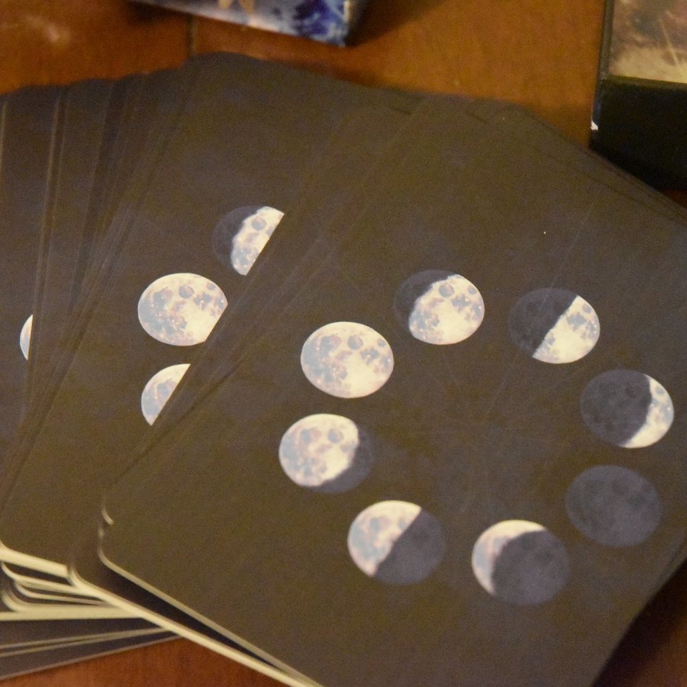 2/$22⚡Moonology | Deck + Guidebook - Picture 5 of 6